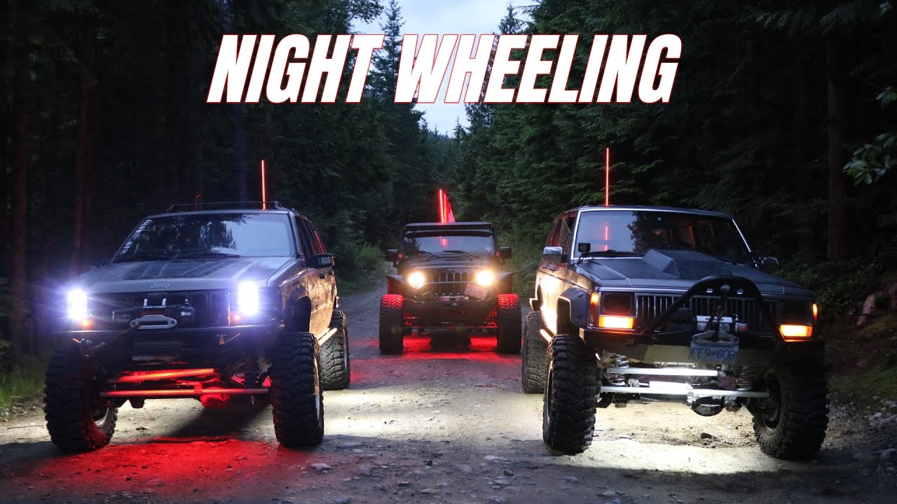 Off-road Night Wheeling 4x4
