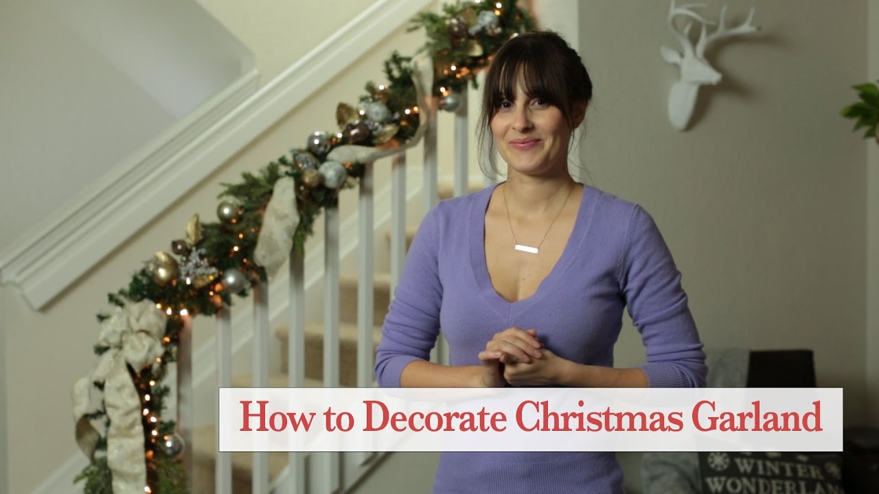 How to Decorate Christmas Garland for Your Staircase