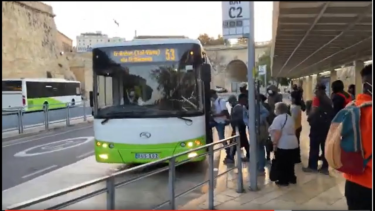 Как добраться из Валлетты в Мдину на автобусе. Автобусы № 51, 52 или 53 — и всё готово. — Валлетт...