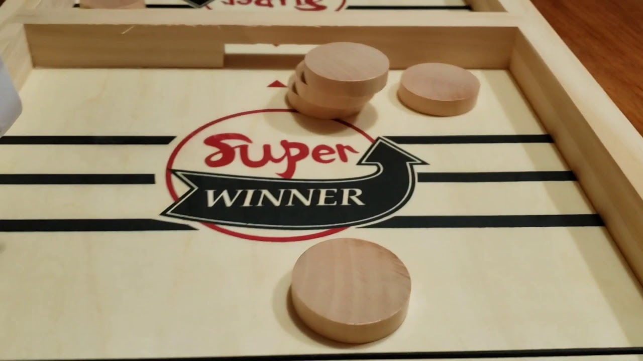 Краткий обзор настольной игры Sling Puck.