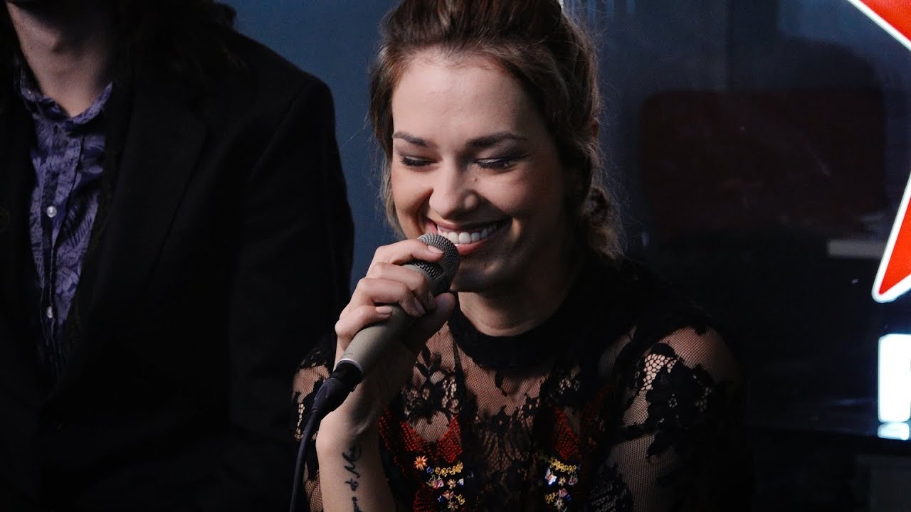 Feli - ACASA (Live @ Virgin Radio Romania)