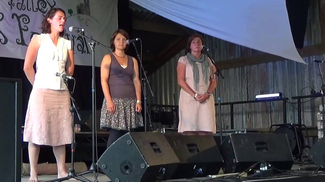 Yan Tan Tether singing Molly Metcalfe at Purbeck Valley Folk Festival 2015