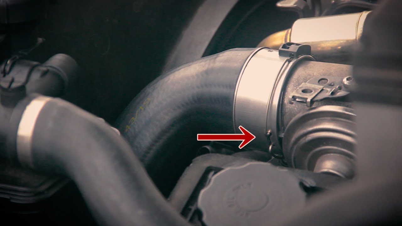 Замена верхнего патрубка интеркулера турбины bmw x5 e53 пропала тяга Bushing turbo intercooler