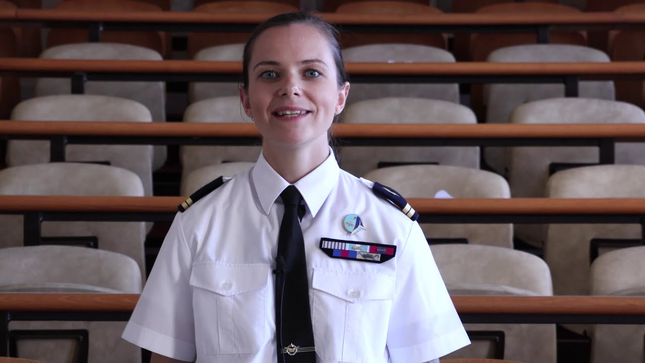[#portrait] Cursus d'un officier sous contrat (OSC), Officier de communication