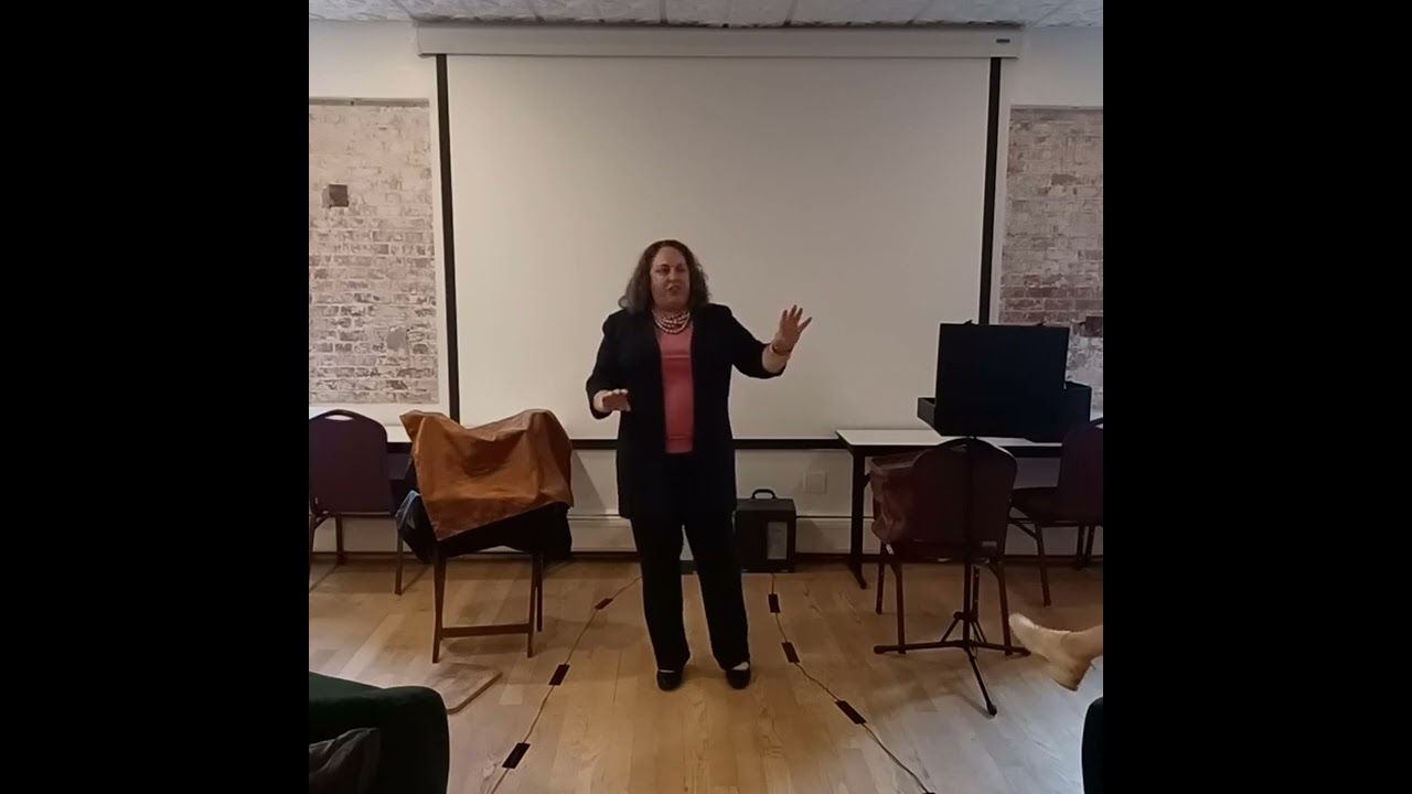 Sara Crasson is Magician at Law!