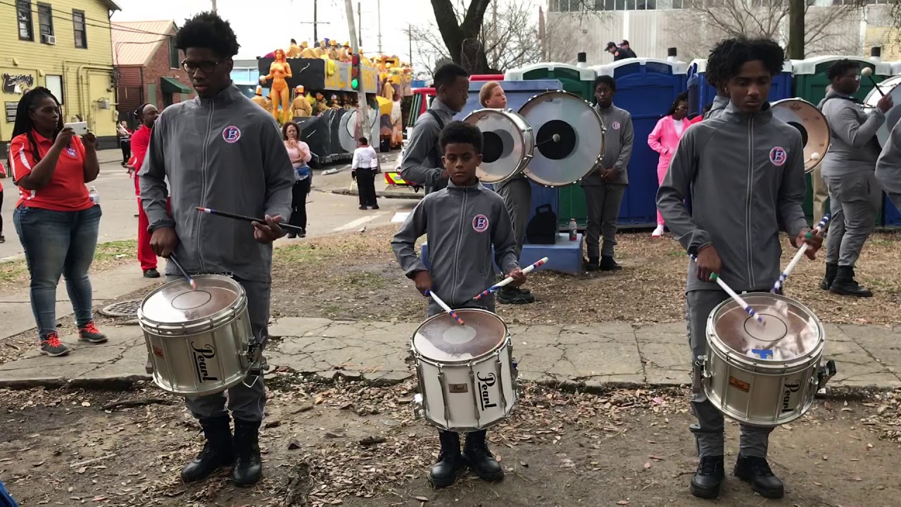 Belaire High Vs  McKinley High Drumline Battle [Tucks 2018]