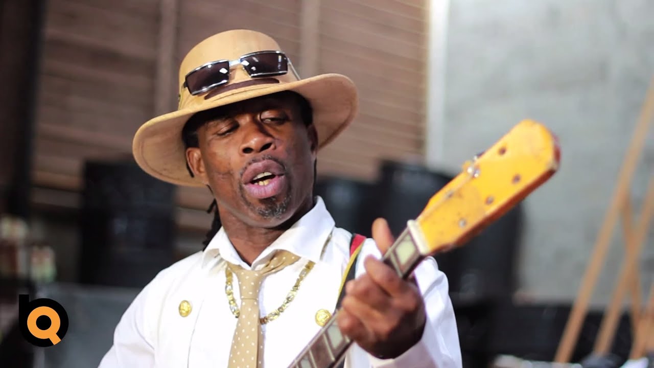 Brushy One String - Session Acoustique - 