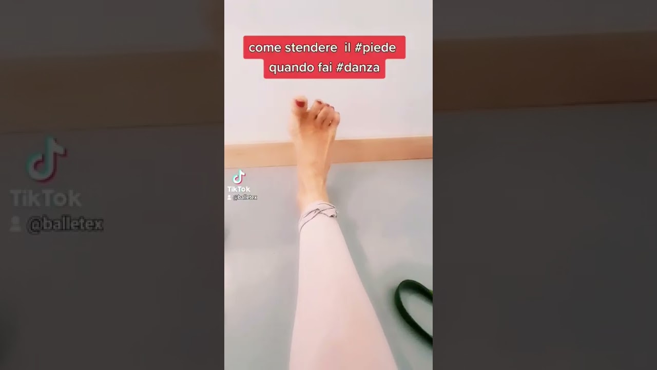 Come devi stendere il #piede piede quando fai #danza?