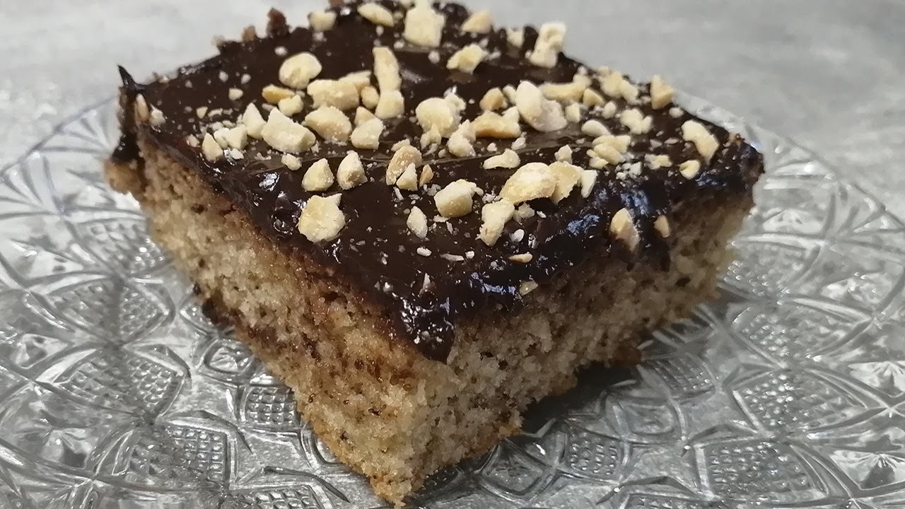 Mekan i sočan kikiriki kolač! Kombinacija čokolade i kikirikija za ljubitelje slatkiša pravi izbor!