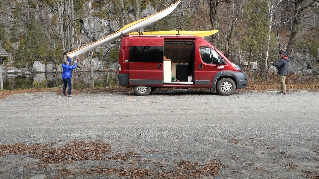 Van rooftop kayak rack