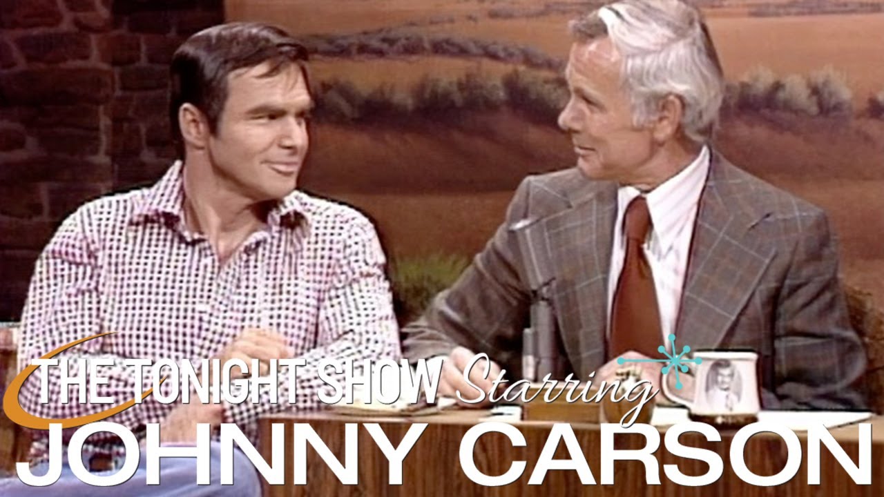 Burt Reynolds Gets a Cake From Johnny for His 40th Birthday | Carson Tonight Show