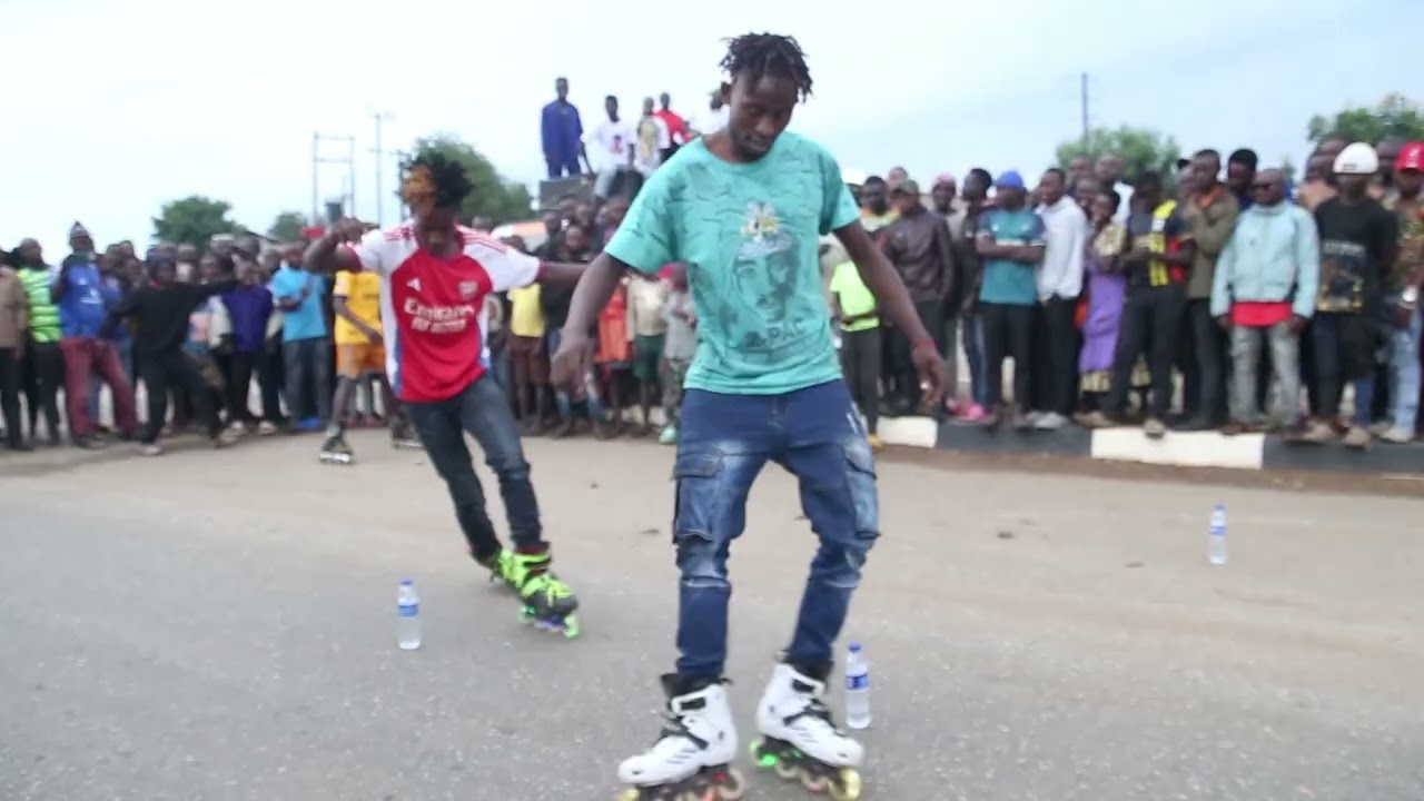 ACIDIC VOKOZ performing at  ICE BAR kibiito PART A 1