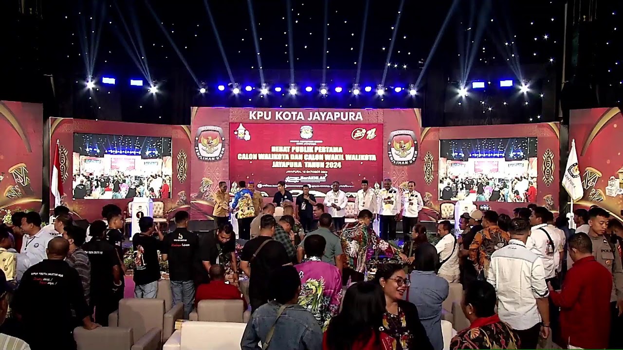 DEBAT PUBLIK PERTAMA CALON WALIKOTA DAN CALON WAKIL WALIKOTA JAYAPURA TAHUN 2024