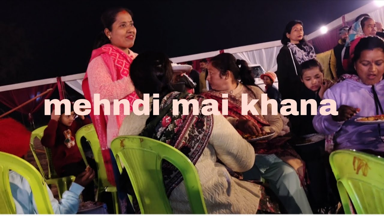 Mehndi mai khana 🥗#youtubevideo #viral #public #longvideo #funny #video 