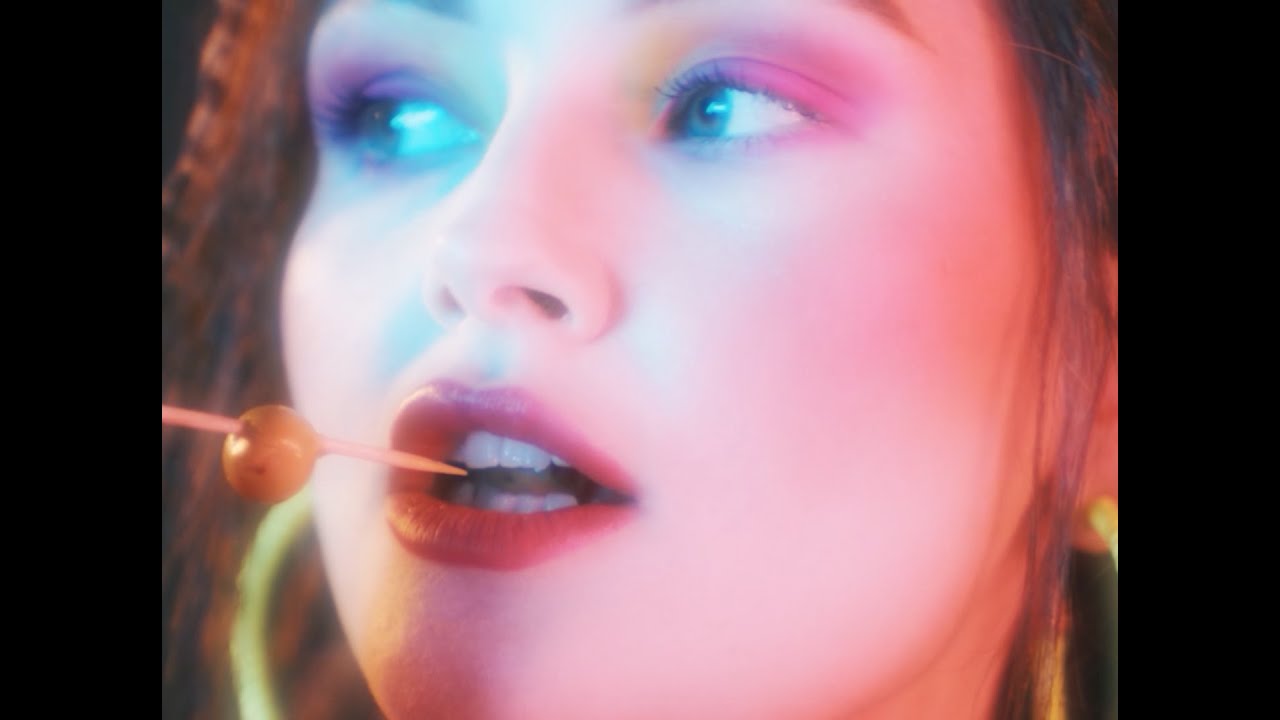 Pink Rabbits &ndash; Cornerman [Official music video]