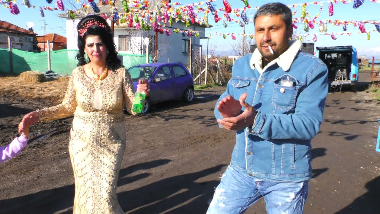 Fatma ile Alinin Nisan Toreni