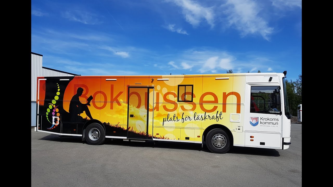 Premiärtur med nya bokbussen