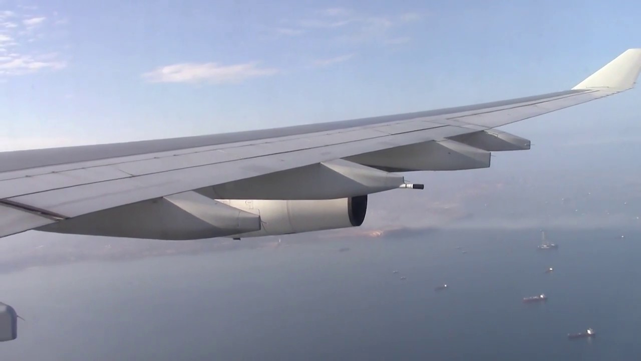 TAP Air Portugal Airbus A340-300 Nice approach and landing in Luanda!