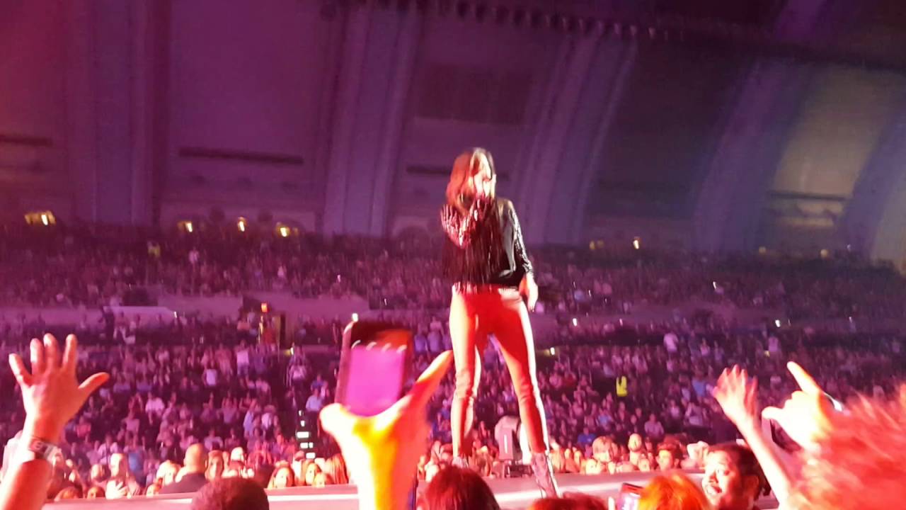Boardwalk Hall AC,NJ  6/3/16 Little Big Town - PainKiller