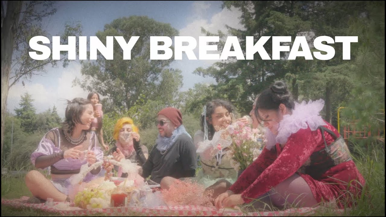 erial - Shiny breakfast (video oficial)