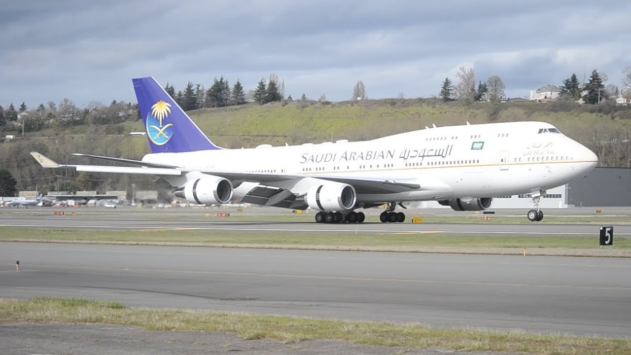 RARE!!! Government of Saudi Arabia Boeing 747-400 [HZ-HM1] Landing At BFI