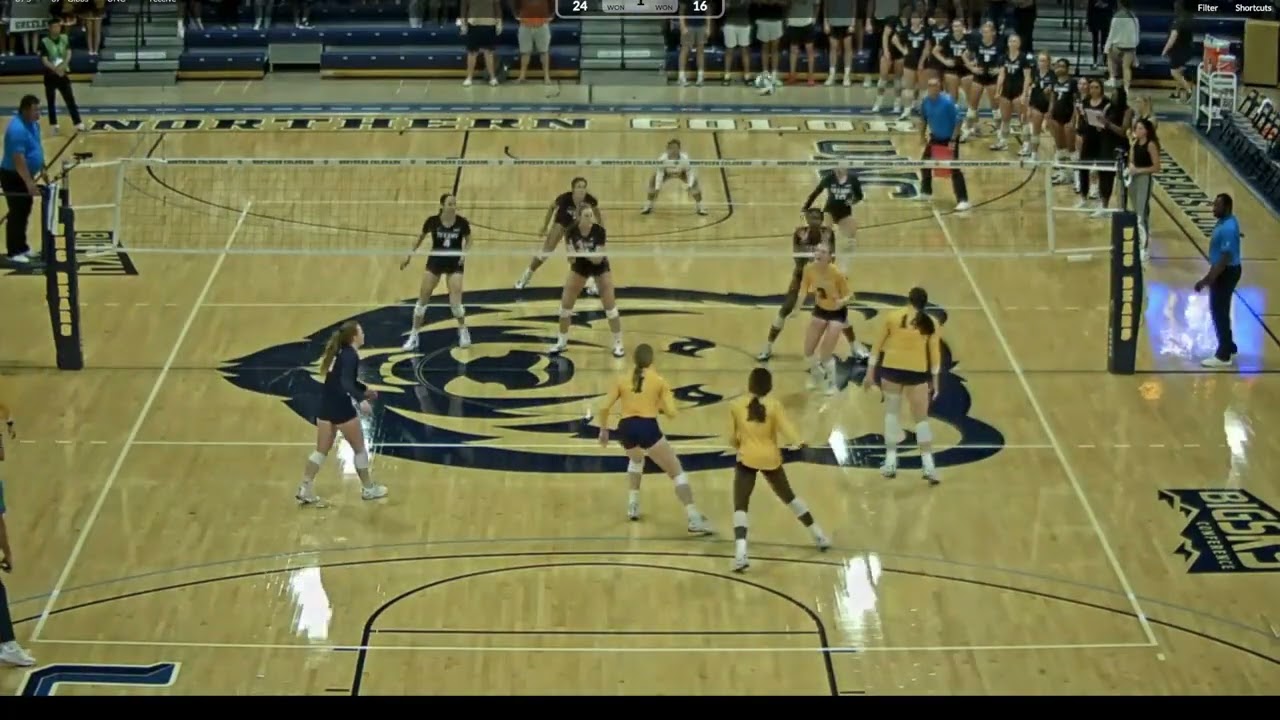 Zoe Gibbs Serve Receive