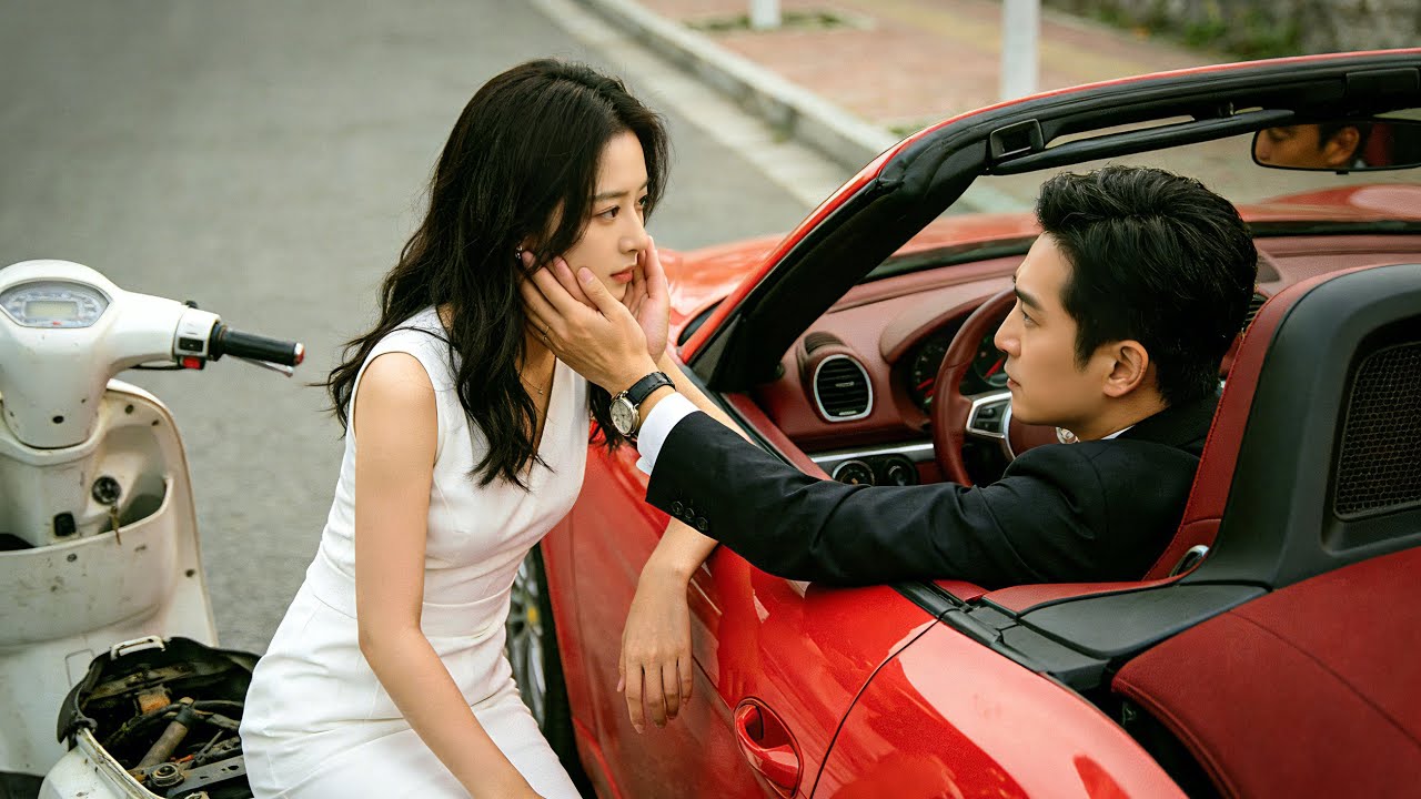 Đang đi đường thì hỏng xe lại còn đập mặt người yêu cũ, cô không ngờ anh giờ đã là tổng tài nghìn tỷ