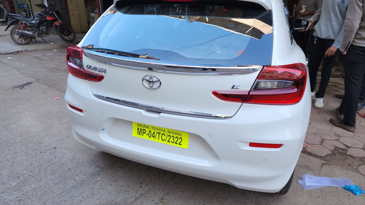 Toyota Glanza | dicky lip spoiler and lower garnish more accessories installations