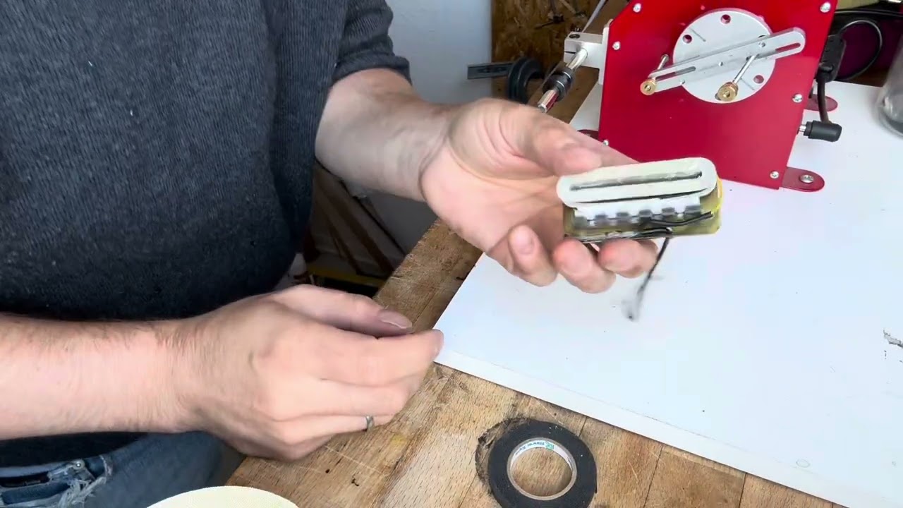 H&ouml;fner 510 Diamond Guitar Pickup Rewind