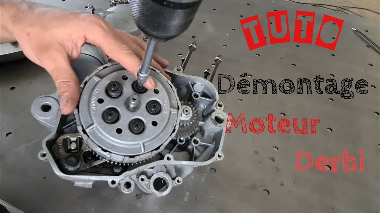 [TUTO] DEMONTAGE MOTEUR DERBI E3 GPR