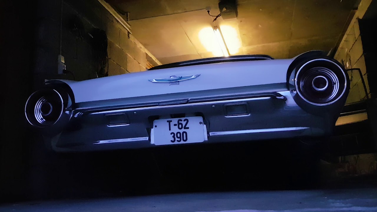 1962 Ford Thunderbird with 390 Big Block -8° cold start
