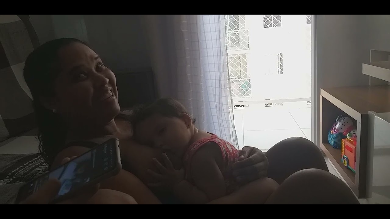 melhor sensação do mundo!como é maravilhosa essa menina meu Deus. brincou agora descansa e mama,vlog