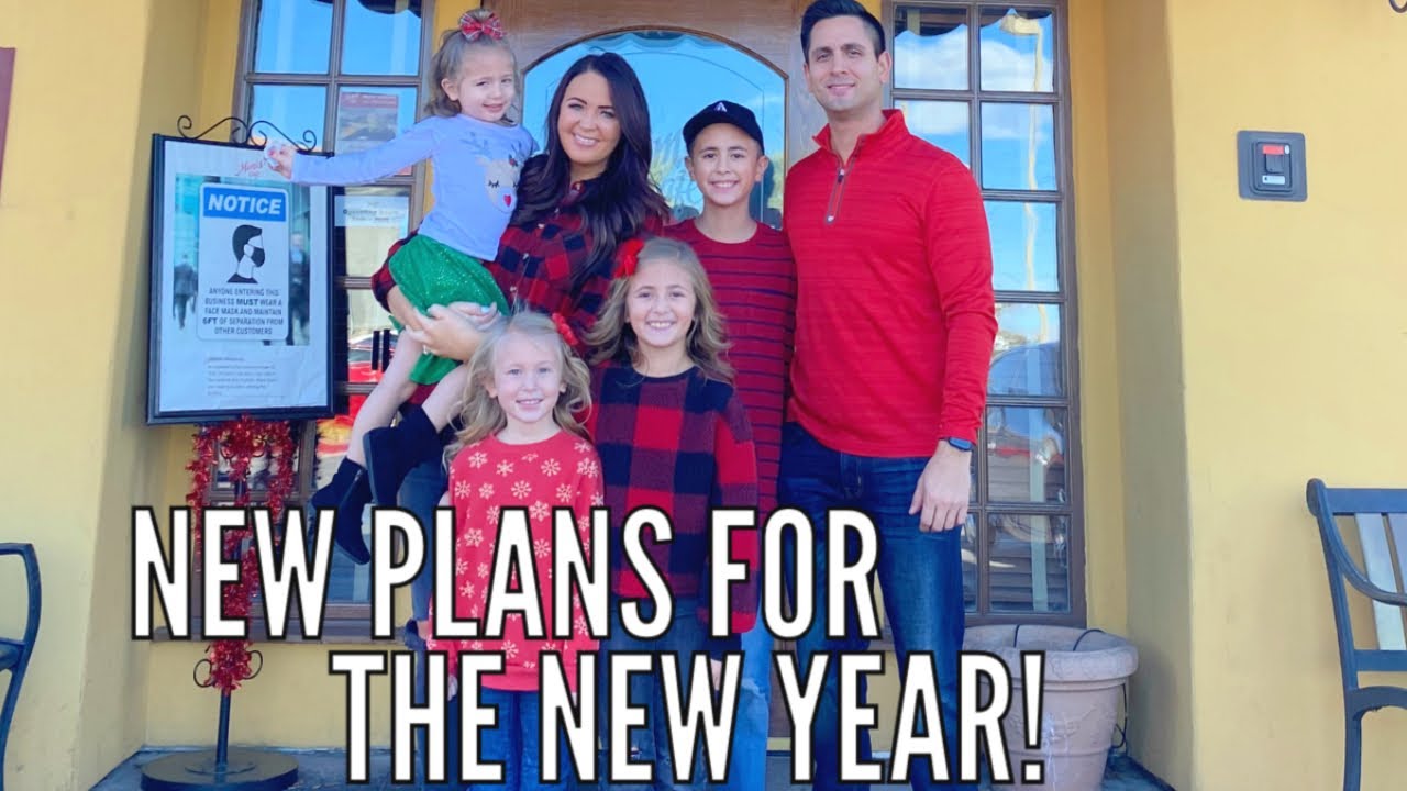 NEW YEAR, NEW PLANS, NEW GOALS for 2022! | Life As We GOmez