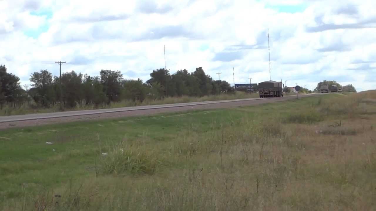 CAMIONES ARGENTINOS,CHILENOS Y BRASILEÑOS EN LA PAMPA PARTE 18.