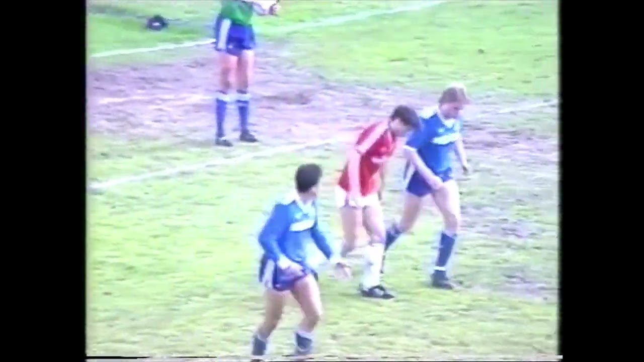 1986/87 Charlton Athletic v  Luton Town (Highlights)