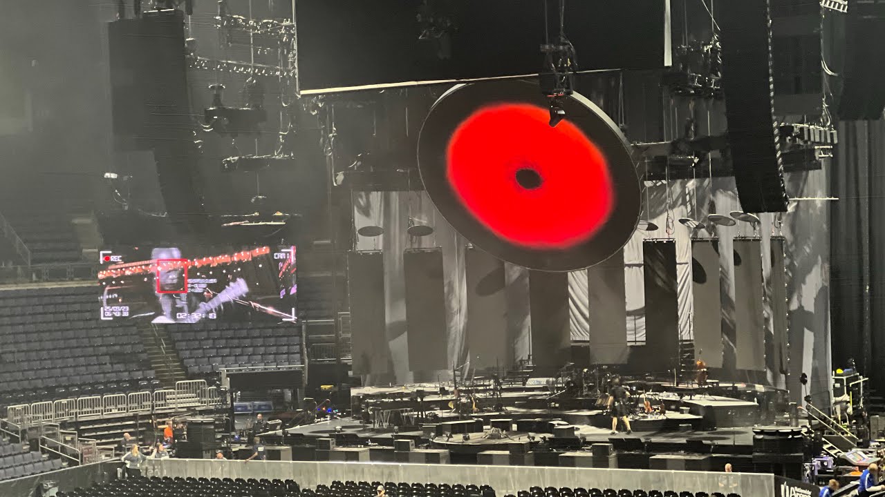 Peter Gabriel- Four Kinds of Horses, I/O, Digging in the Dirt, Nationwide Arena, Columbus, Ohio