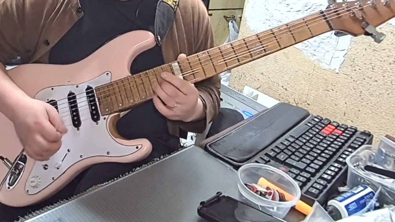 アバロンインレイ愛好家？なんだけど研磨の粉で肺と皮膚アレルギーが出ることがある。粉が出る場合は気を付けないとね！