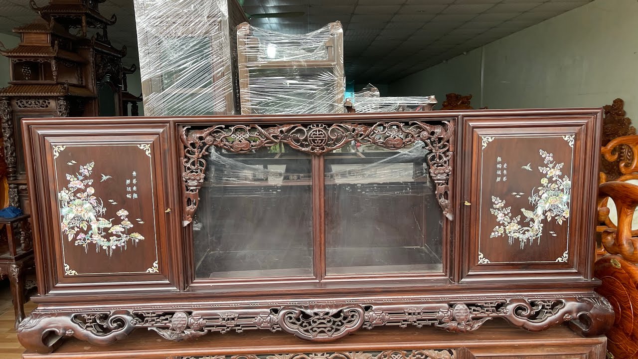 em vừa về được chiếc tủ chè mời các bác ngắm sưu tầm, liên hệ em 0344715560