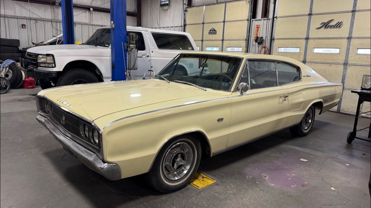 1966 Dodge Charger Hemi 426. 1 owner rust free. 