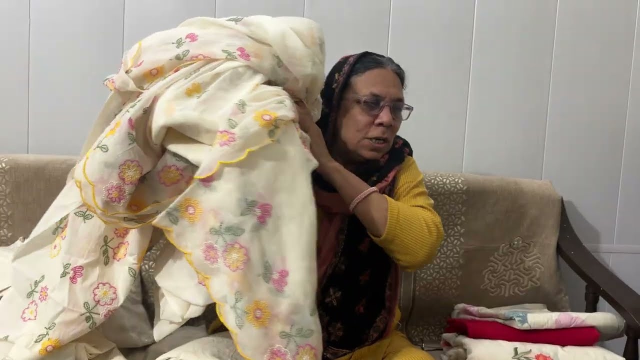 चारों ओर तहलका मचा रहे हैं ये डिजाइनर दुप्पटे वाले सूट नहीं मिलेंगे  सारे डिजाइन एक साथ🌹8053455432🌹