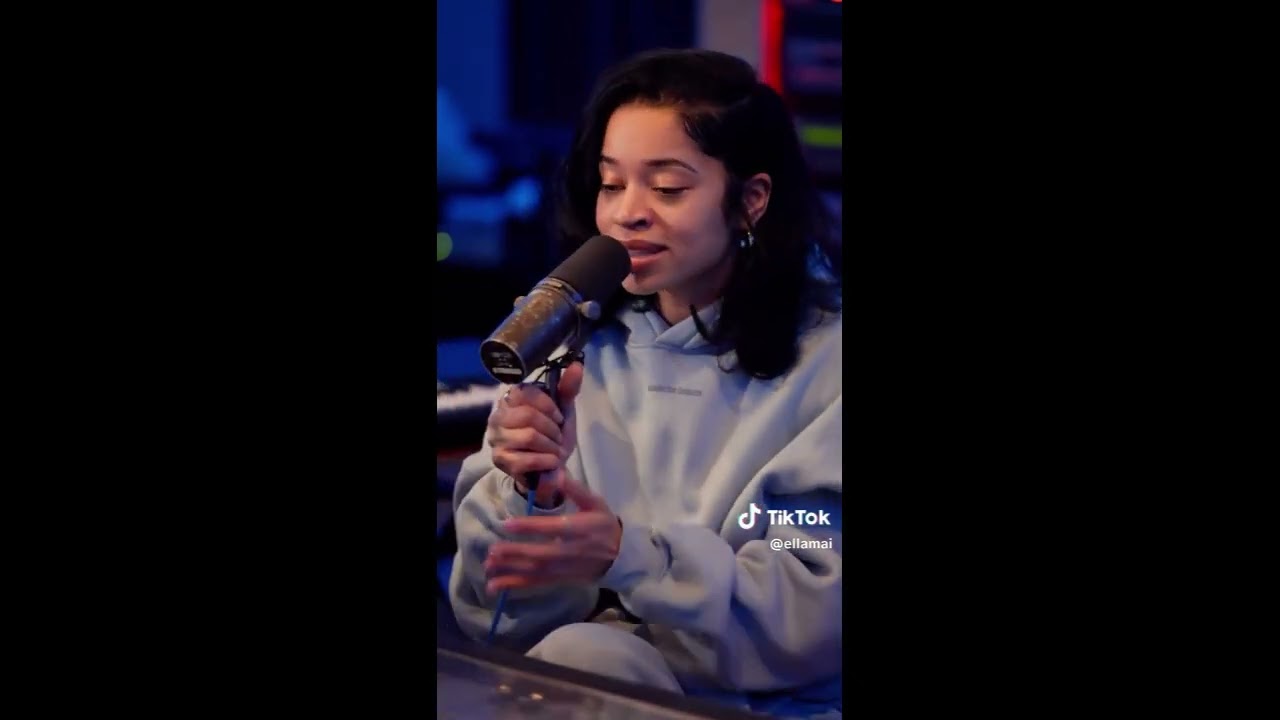 ella mai singing the little things