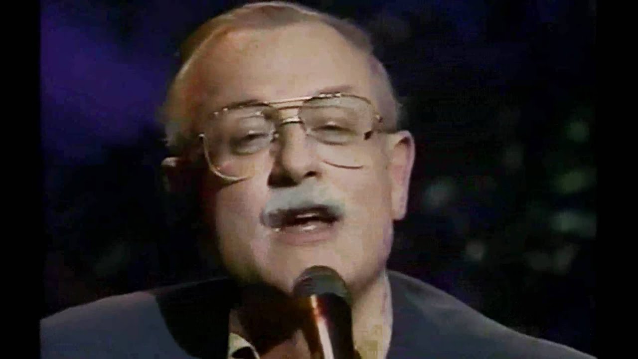 Roger Whittaker- Durham Town Live