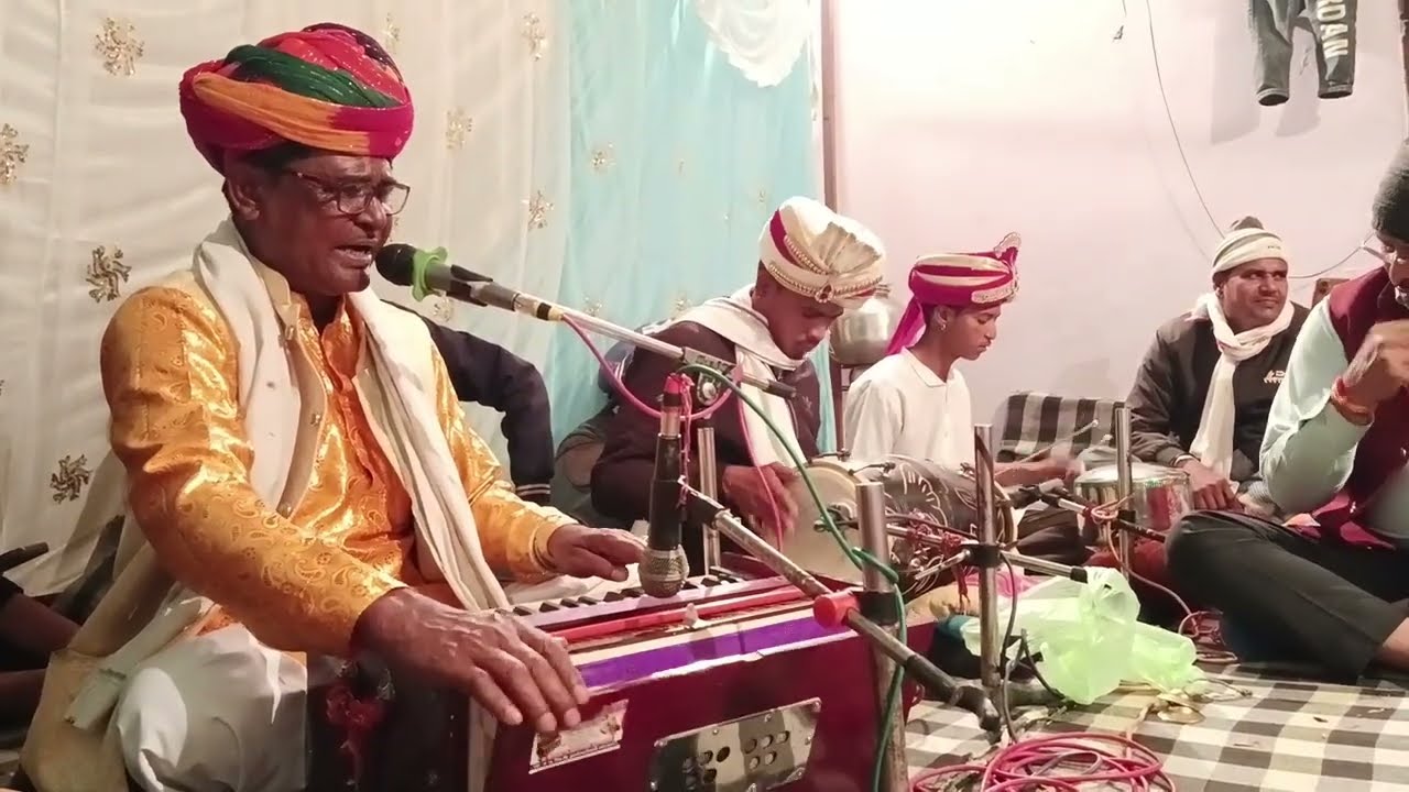 सिंगर आनंदीलाल जी गुरु महाराज का भजन मुस्कान डीजे प्रेम नगर कोटा 9660501845