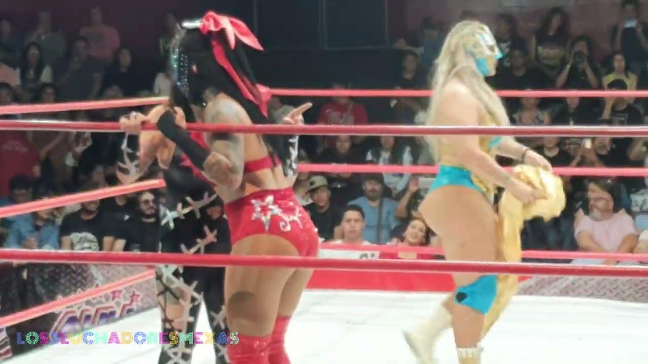 Hiedra y su llegada a la arena López Mateos #luchalibre