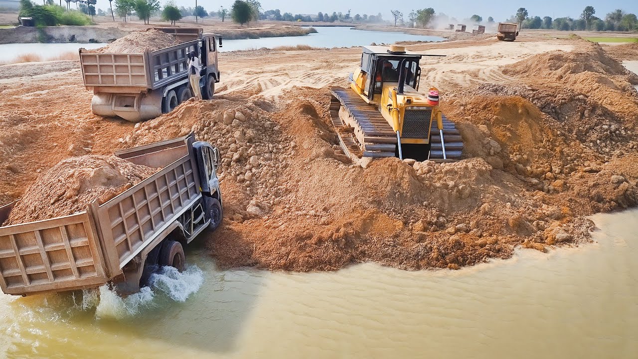 Clean moves, strong machines, and perfect teamwork — Bulldozer D60P rocks this Making Road In Canal!