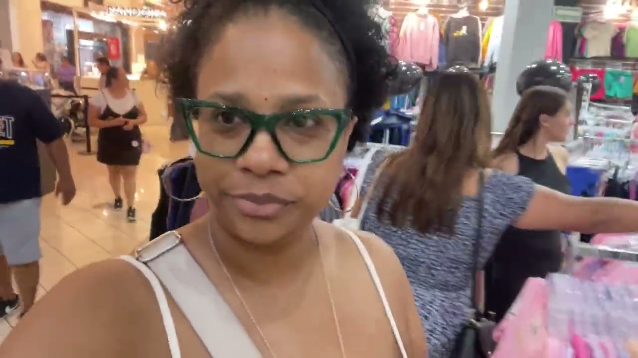 Ophthalmologist in Merida Mexico + shopping during buen fin (Mexico Black Friday)