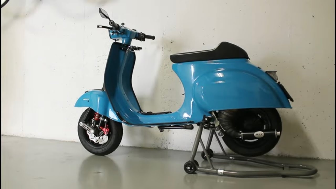 Vespa M200 Quattrini. Da INCIDENTATA a NUOVA in 12 MINUTI. Timelapse