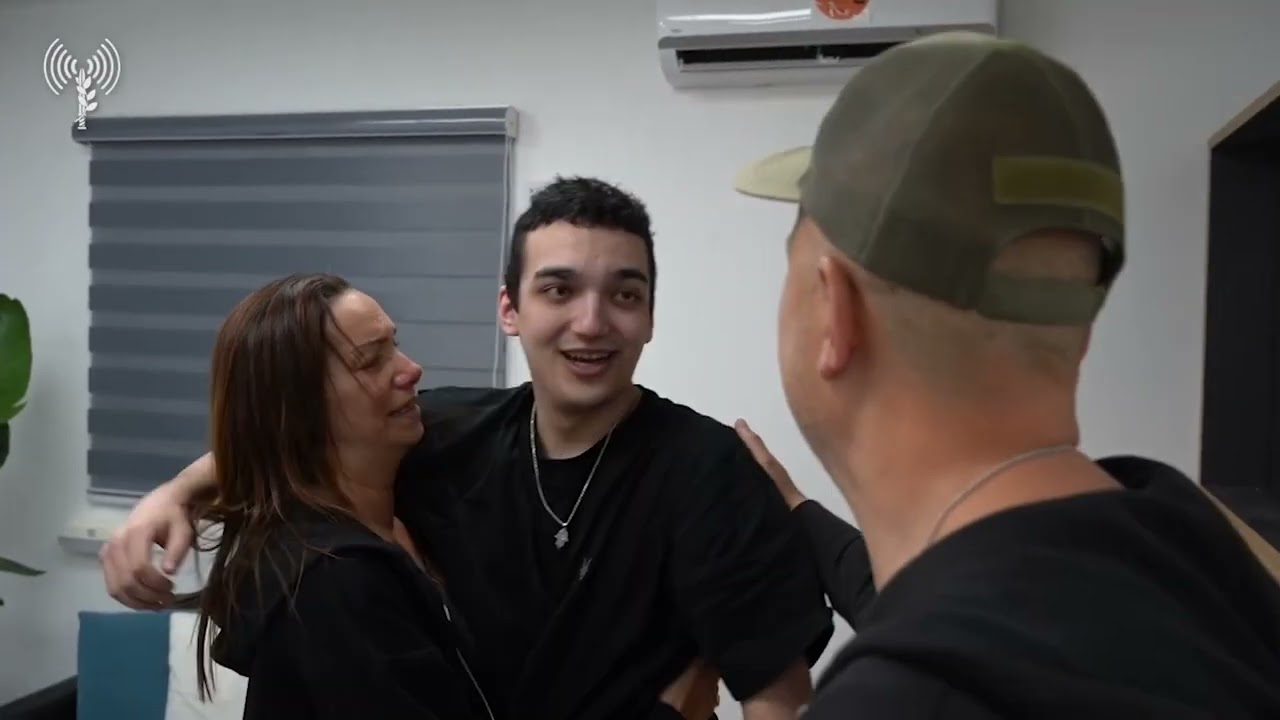 Emotional reunion: Edan Alexander released to Israel after 584 days in Hamas captivity