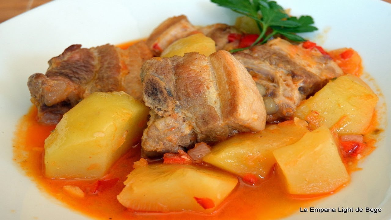 Guisado de Costillas con Patatas super fácil y rápido