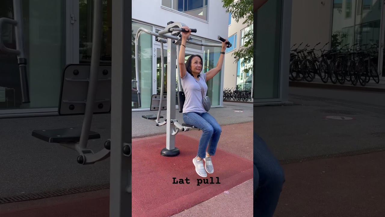 BEST OUTDOOR EQUIPMENT 💪🏻🔥 #fitnessover50 #workout